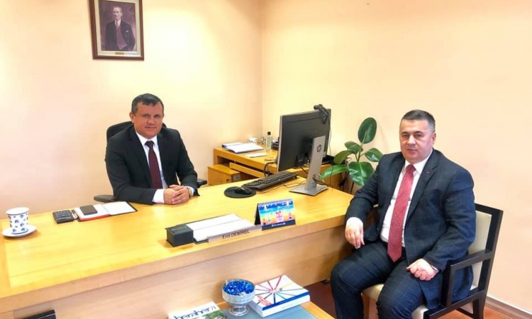 Başkanımız Halk Bankası Bartın Şube müdürü sayın Erol Demirel’i iadei ziyarette bulundu. 